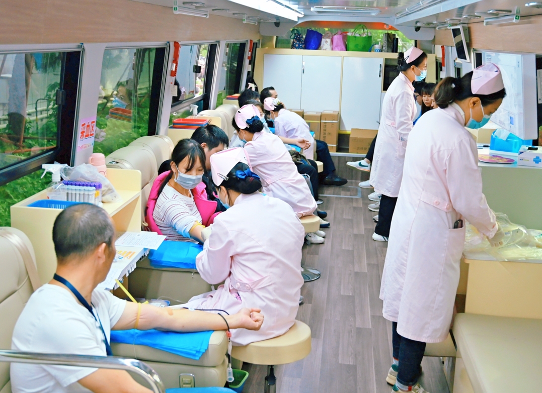 熱血鑄大愛(ài)——風(fēng)華高科榮獲肇慶市無(wú)償獻(xiàn)血工作表現(xiàn)突出單位?