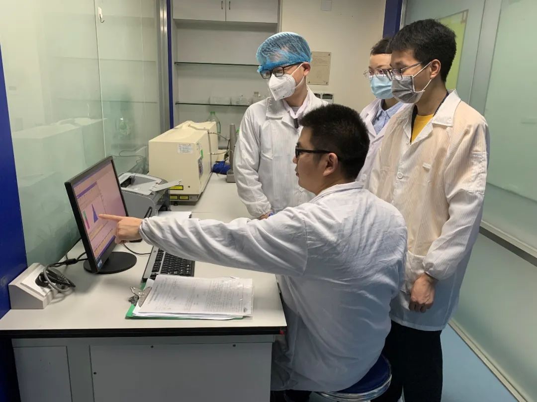 【喜報】風華高科高端電容如“7”而至，國內(nèi)首家推出1206尺寸107容量產(chǎn)品