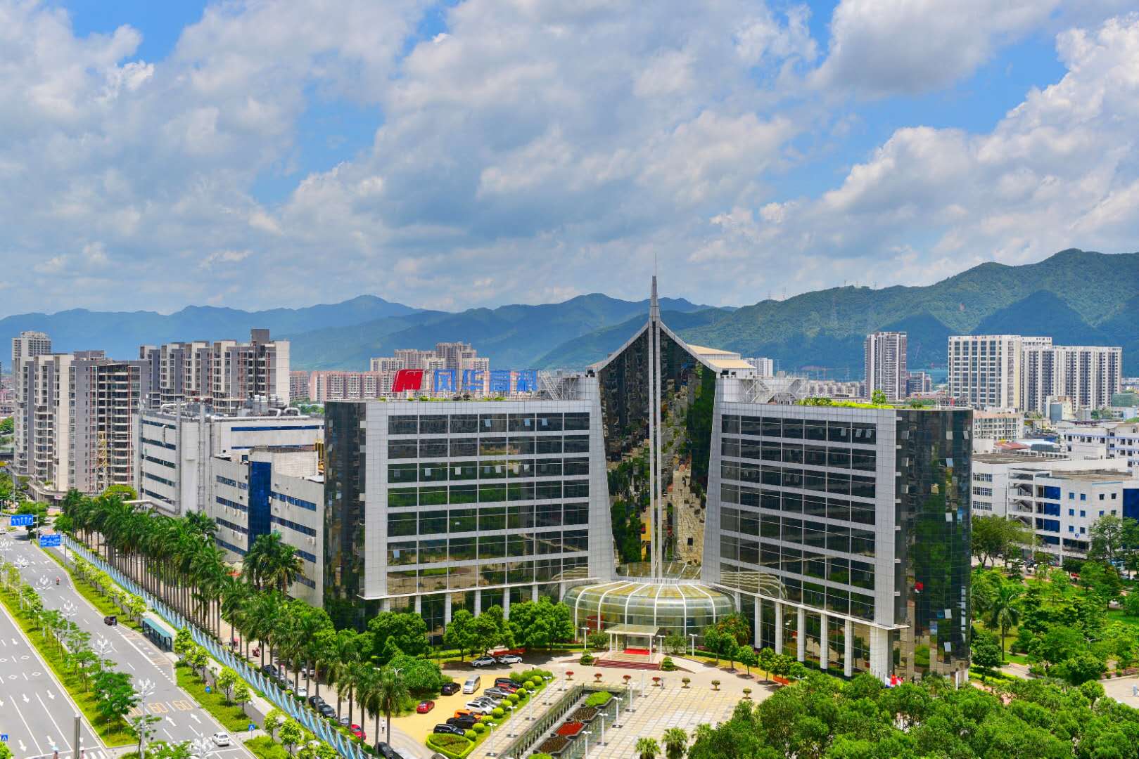 經(jīng)營(yíng)逆勢(shì)增長(zhǎng) 挖潛增產(chǎn)增效 風(fēng)華高科開(kāi)足馬力前三季度交出滿(mǎn)意答卷