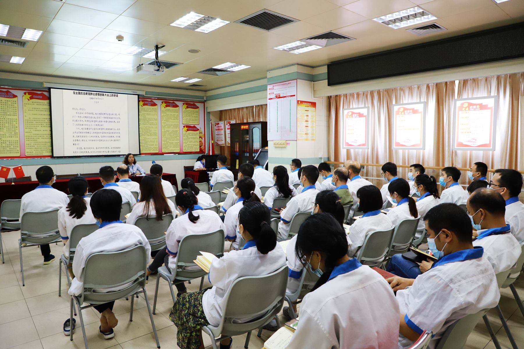 風(fēng)華高科各級(jí)黨組織開(kāi)展“學(xué)習(xí)致敬抗疫英雄，弘揚(yáng)偉大抗疫精神”主題黨日活動(dòng)
