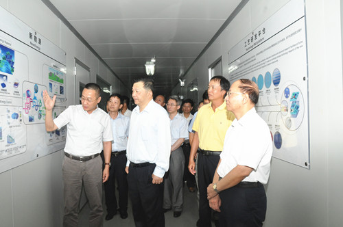 廣東省委常委、宣傳部長慎海雄來風(fēng)華調(diào)研