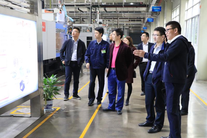 王廣軍董事長帶隊(duì)拜訪長沙格力工業(yè)園